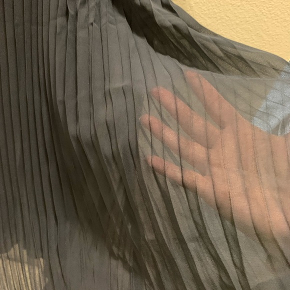 Banana Republic Navy blue sleeveless pleated midi dress size petite large - Picture 9 of 9